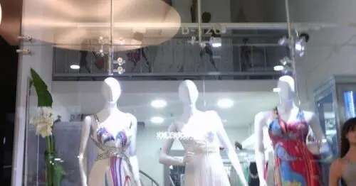 MOIRA  PUERTA GRANDE